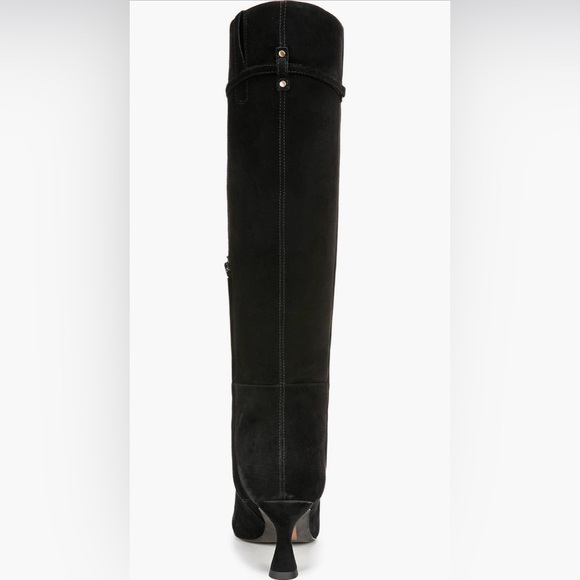 Sam Edelman
Lyla Knee
High Boot

Color: Black Suede

Width: M
Size: Wide Calf - Picture 6 of 8